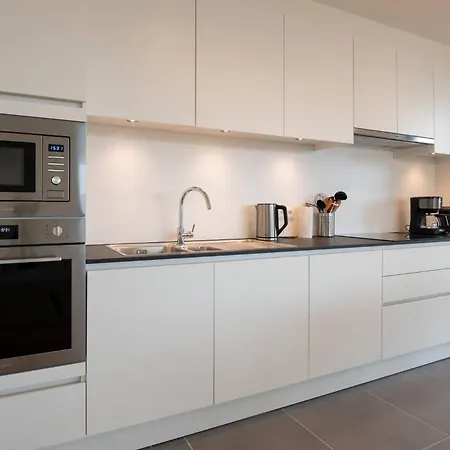 Luxurious With 2 Bedrooms And Balcony Daire Oostende