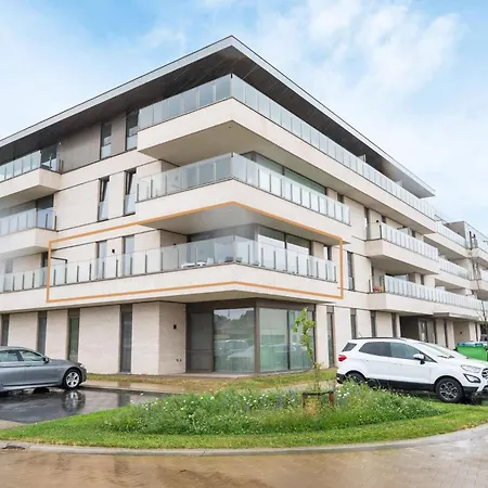 Luxurious With 2 Bedrooms And Balcony Appartement *