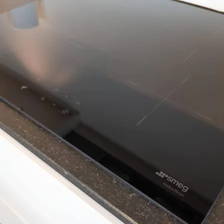 Luxurious With 2 Bedrooms And Balcony Apartment